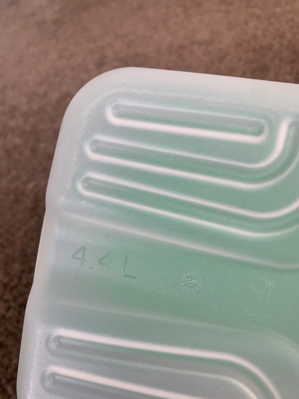 Tupperware Fridgesmart 4.4L Storage Food Prep Container Clear w/Green Lid - Picture 5 of 9
